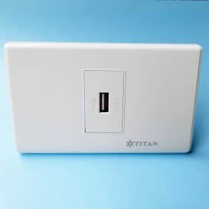 Mặt 1 Ổ Cắm USB Titan White Size S